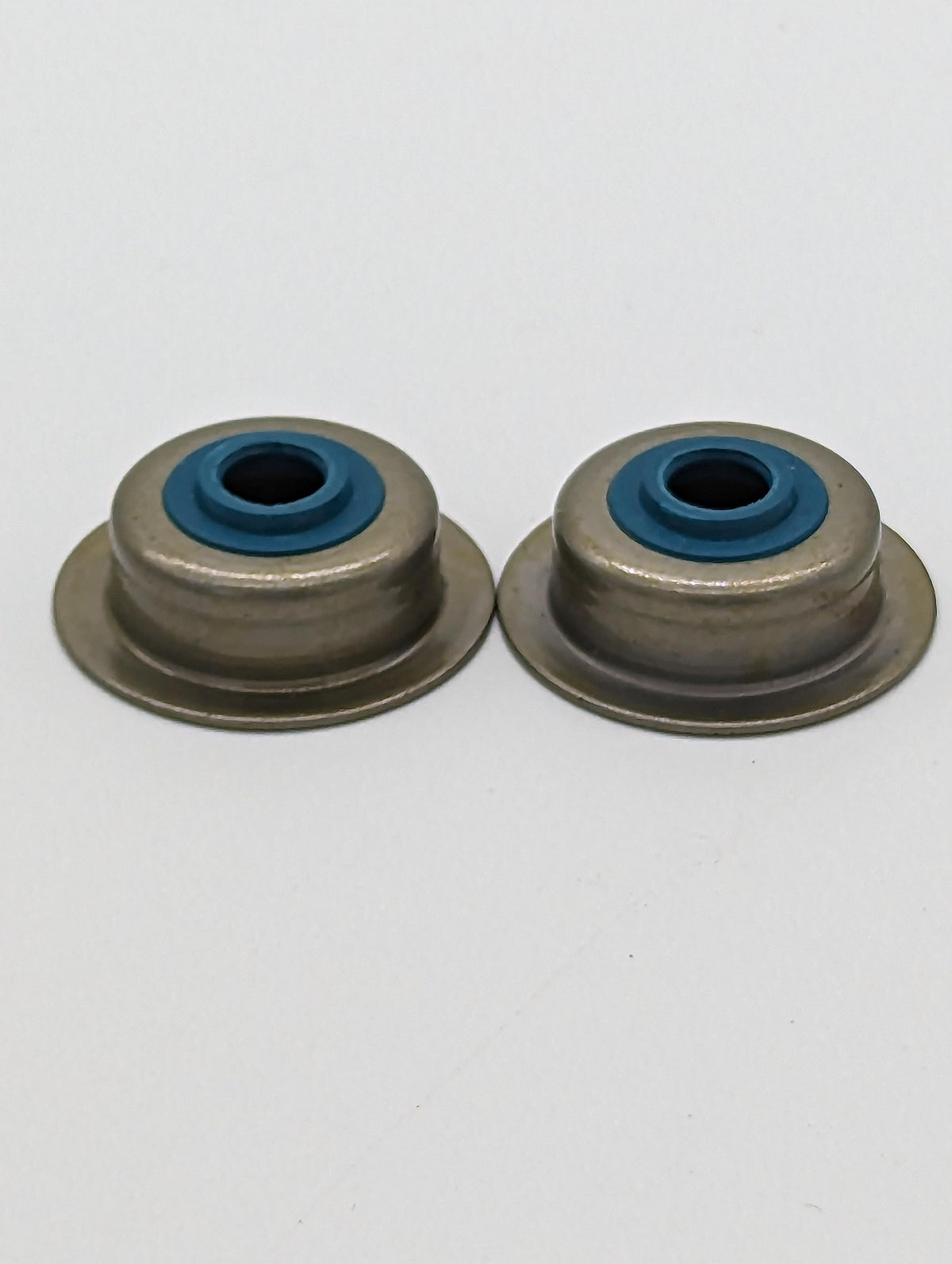 SSI Honda GX120 GX160 GX200 Valve Stem Seals 5.5mm, OEM 12209-ZH8-003, 2pcs