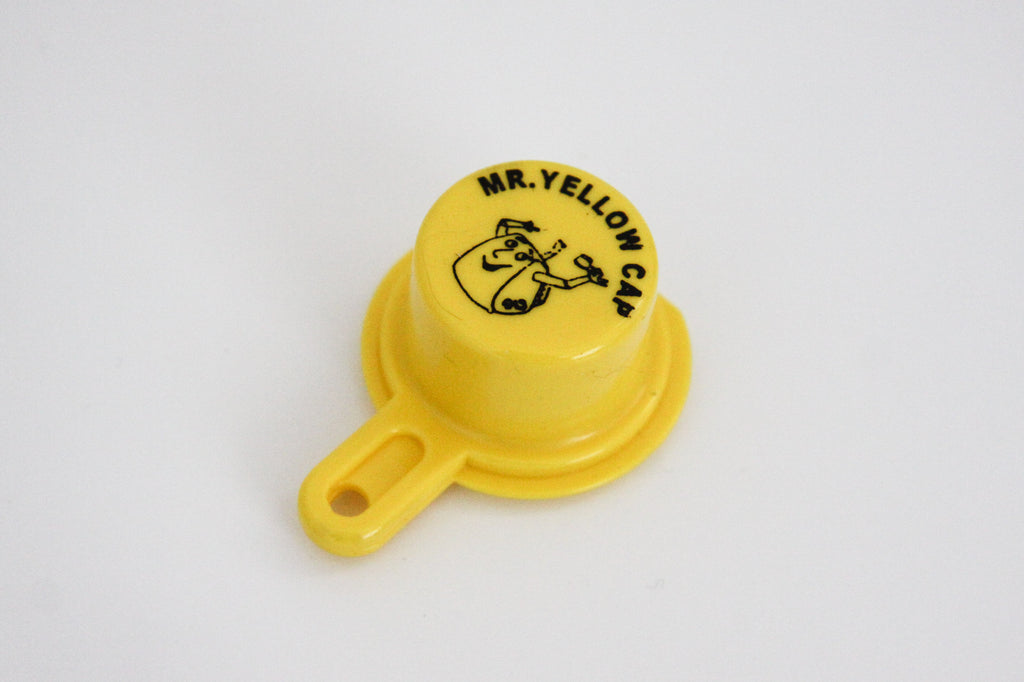 Mr. Yellow Cap BLITZ Yellow Spout Caps with FREE Vent - Fits Spouts #900302 900092 900094